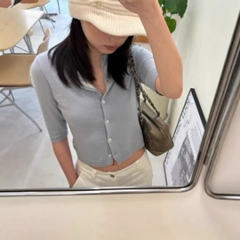 女式牛仔裤;女式T恤;休闲裤