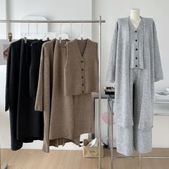 今年は秋冬の新型女装カジュアル長袖ニットカーディガンが流行しています。