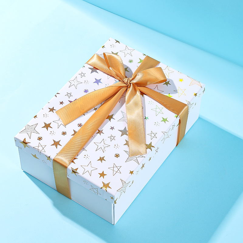 Caja de regalo plegable al por mayor Caja de regalo de la cubierta del cielo y la tierra Caja de embalaje de la cubierta del cielo y la tierra plegable de una pieza Fiesta del arco