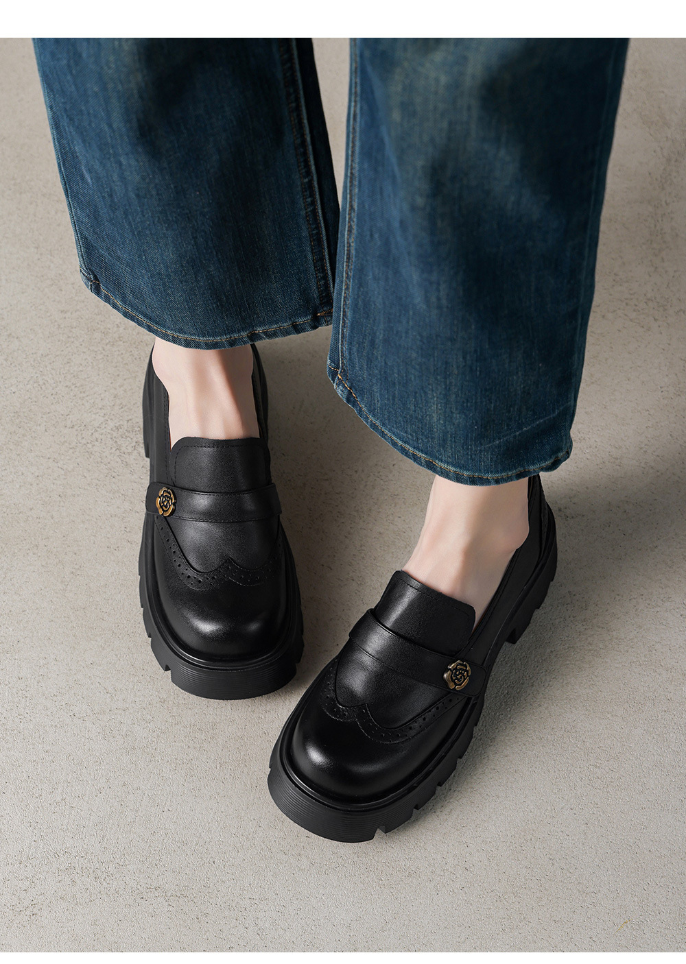 Giày loafer nữ đế xuồng phong cách Anh cổ điển, mũi tròn, gót cao nhỏ, họa tiết hoa sơn trà — màu nâu chi tiết 7