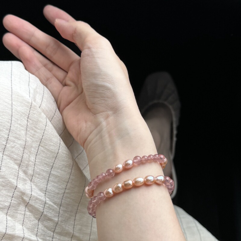 Summer Orange Pink Natural Pearl Strawberry Crystal Gradient Splicing Bracelet for Women Versatile Simple Design Crystal Bracelet Summer Orange Pink Natural Pearl Strawberry Crystal Gradient Splicing Bracelet for Women Versatile Simple Design Crystal Bracelet
