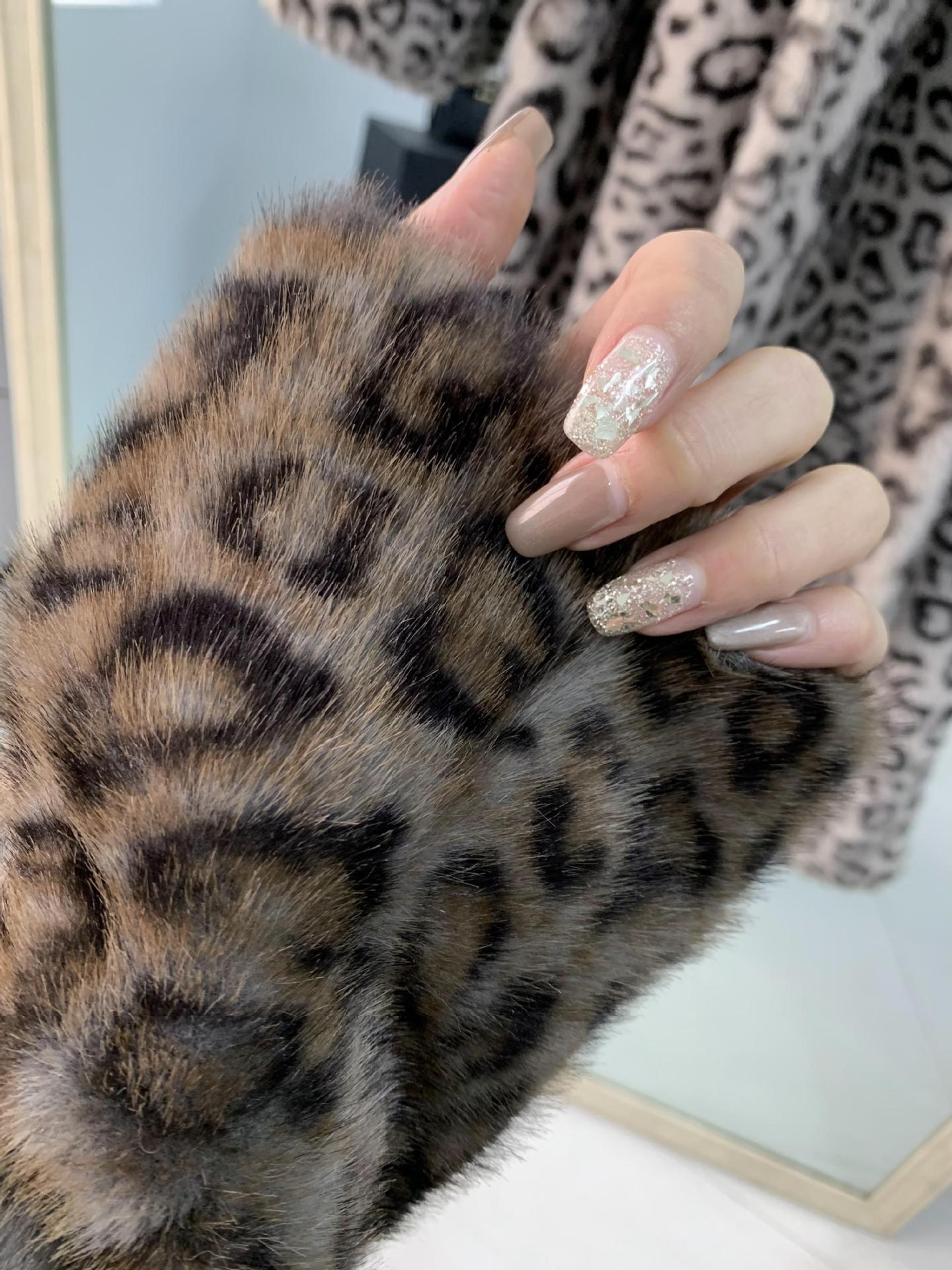 Dámské oblečení podzimní a zimní nové ekologické kožešinové norkové kožešinové leopardí vzor prodloužené velké velikosti dámské oblečení_voghion.com