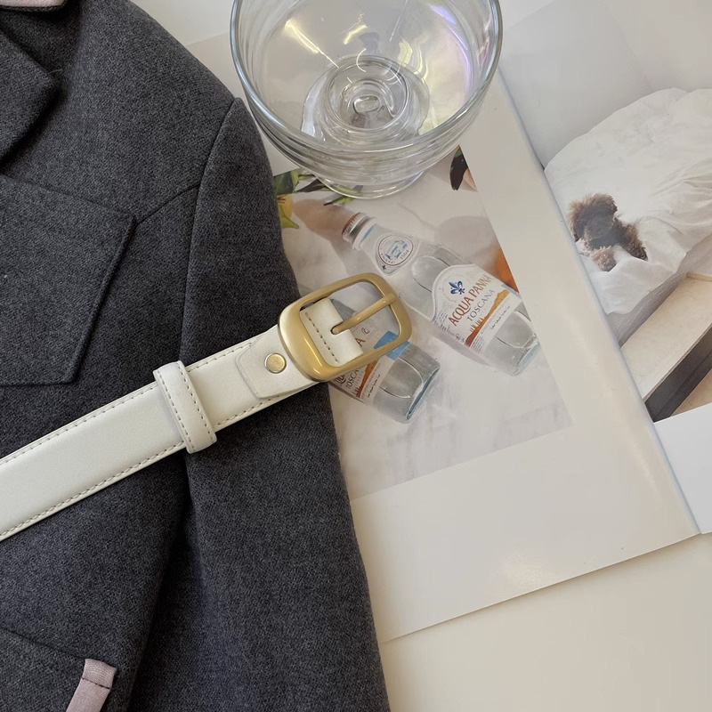 Minimalist Women's Leather Belt For Jeans And Suit Trousers_voghion.com
