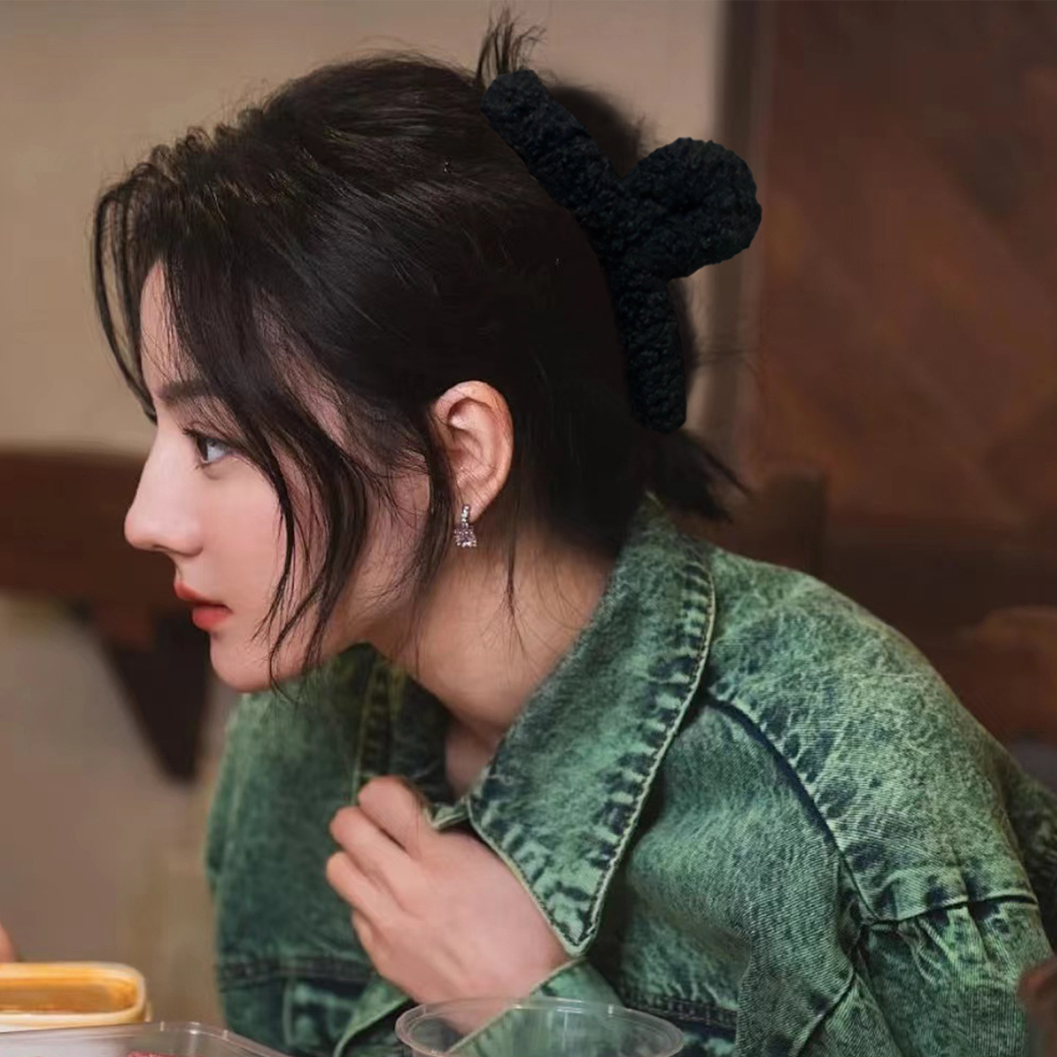 14cm black lamb wool