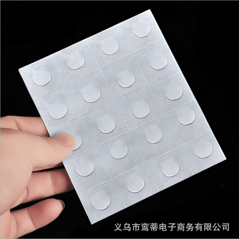 11053374768_1140560322