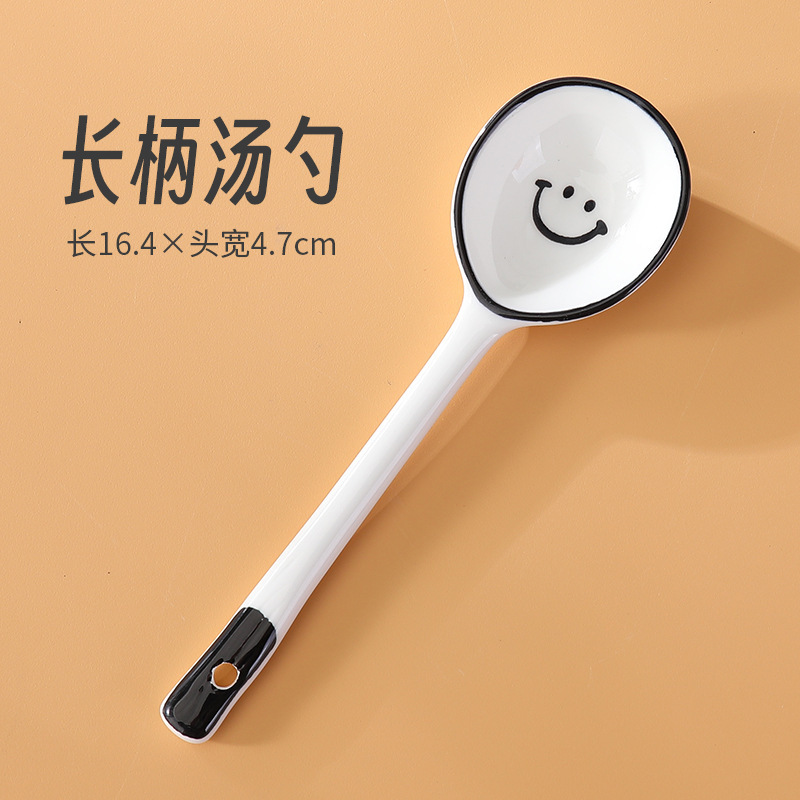 日本式の長い柄の陶磁器のスプーンの手描きの釉薬の下で色のネットの赤いスプーンの漫画のかわいいデザートのスプーン|undefined