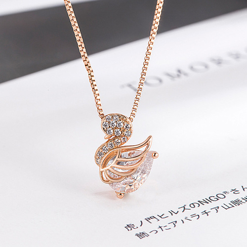 Flash Diamond Swan Necklace Women's Light Luxury Niche Design High-end Versatile Pendant Clavicle Chain  New Summer