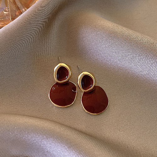 Red Earrings for Women, Retro Hong Kong Style, High-End, Unique and Niche Winter and Spring Festival Earrings,  New Arrival