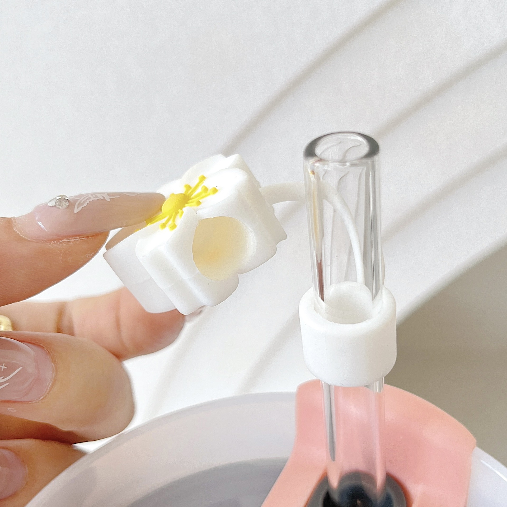 15g Weight Straw Decorative Cap Kitchen and drinking utensils Flower Pattern Cute, Pastoral Style Cute Pastoral Flower PVC Straw Decorative Cap 1 Piece 4