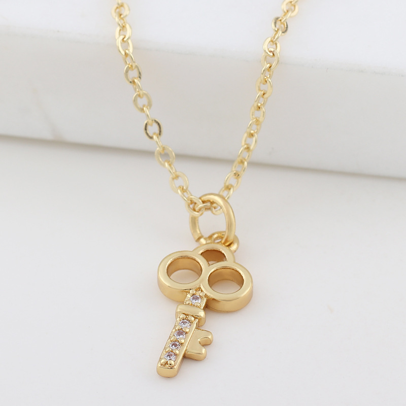 Fashion Key Copper Necklace Inlaid Zircon Copper Necklaces