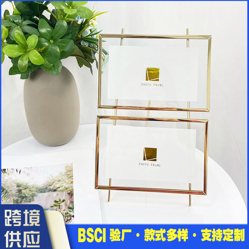 Cross-border creative double-layer transparent glass metal photo frame hotel home decoration plant specimen frame three-dimensional rectangular Cross-border creative double-layer transparent glass metal photo frame hotel home decoration plant specimen frame three-dimensional rectangular