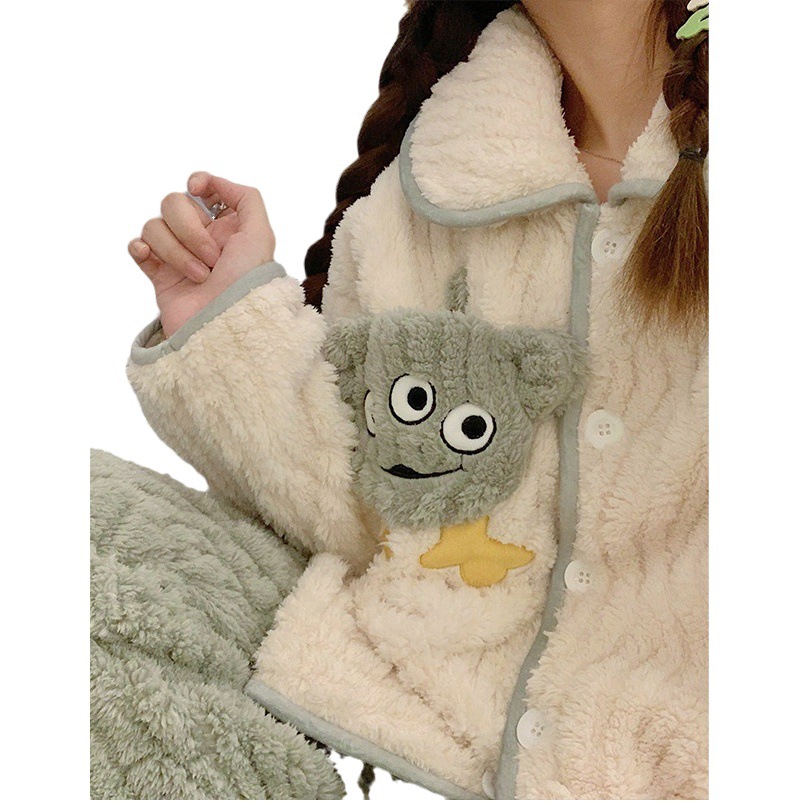Lindo dibujos animados pijamas dulces de las mujeres de manga larga de otoño e invierno de lana coral engrosada forrada de lana niñas casual traje de desgaste para el hogar