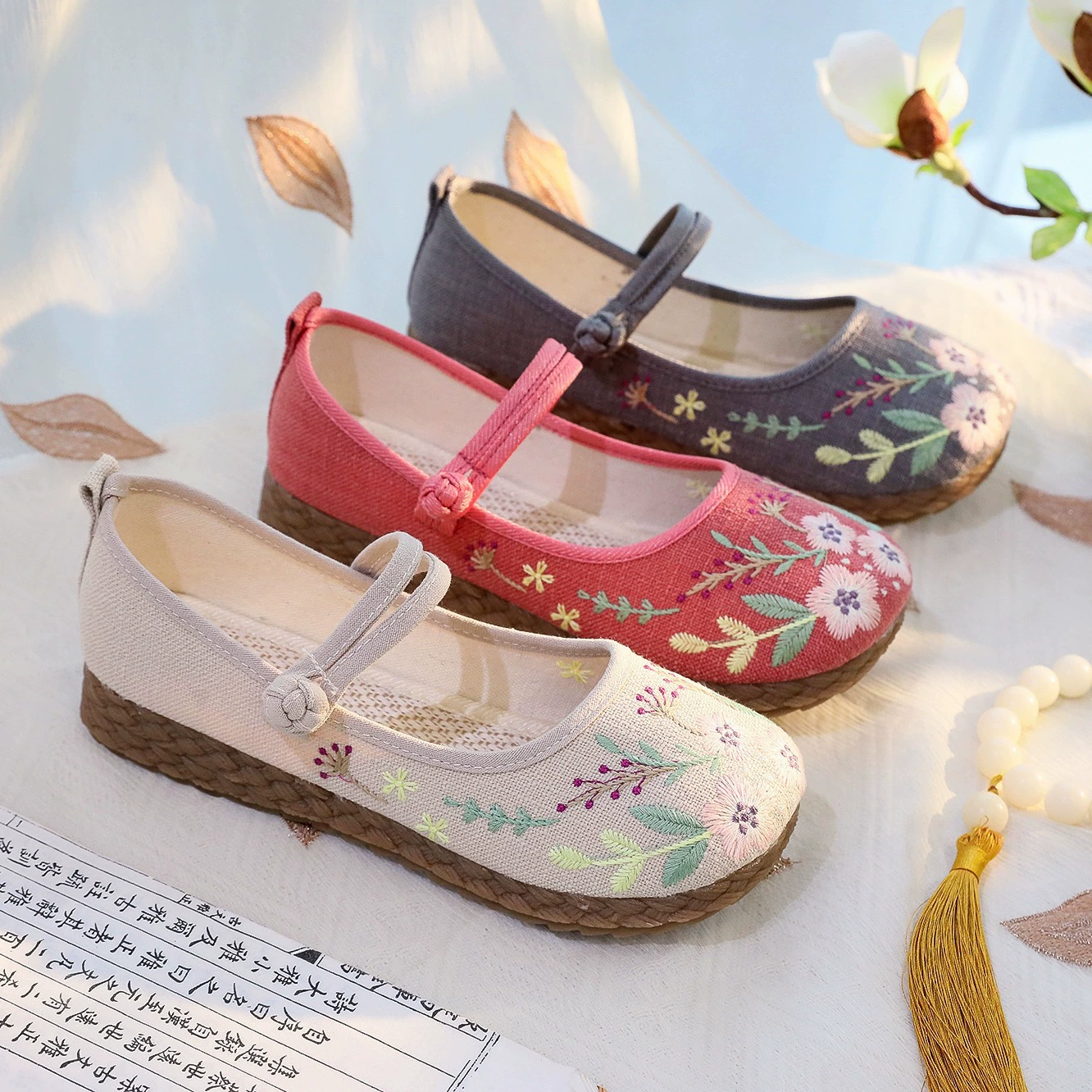 Женские тканевые туфли Taiyi Old Beijing, туфли династии Хань, древний стиль, элегантные туфли с вышивкой в ​​этническом стиле, удобные туфли на плоской подошве, туфли для мамы