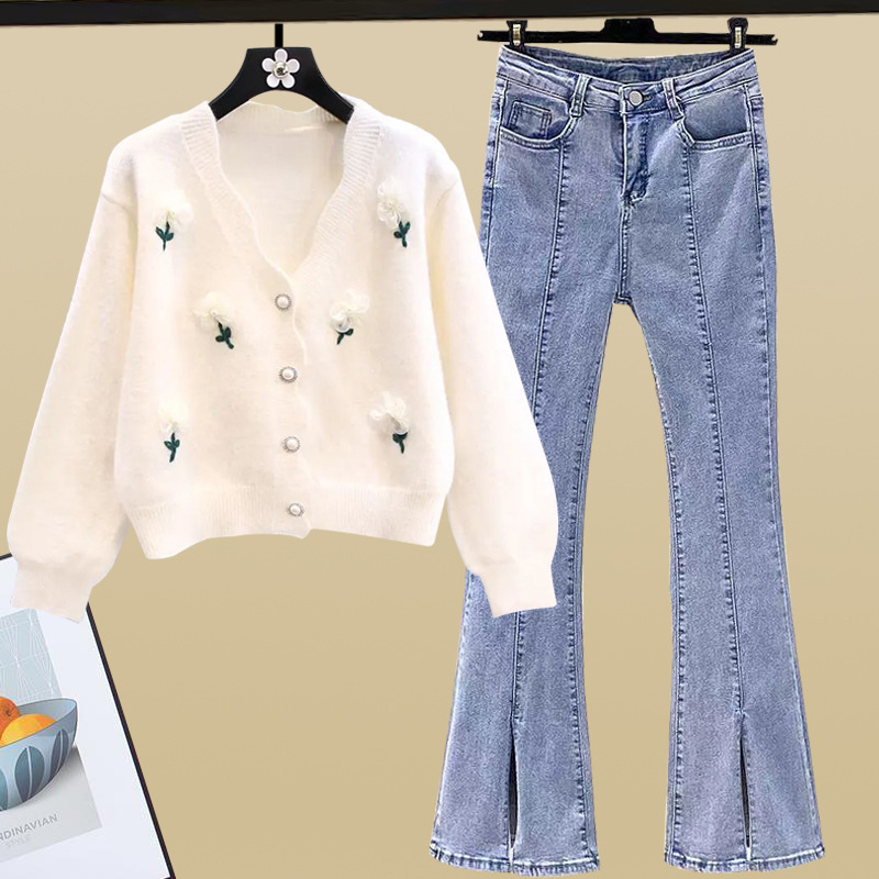 Denim suit# Three-dimensional Flower V-neck Sweater Jacket with Small Micro-flared Pants Split Jeans