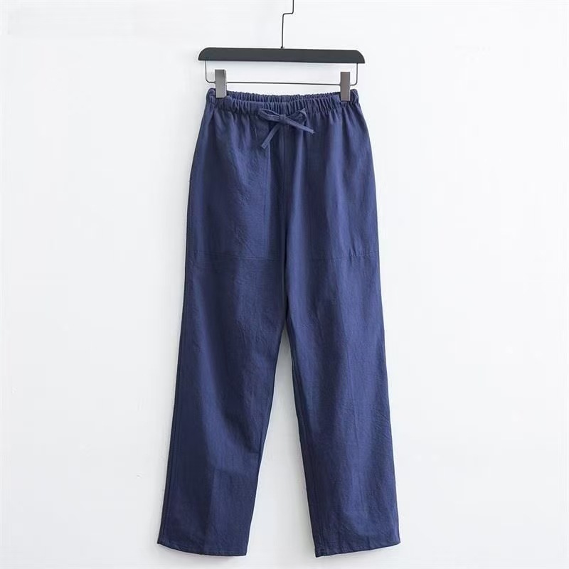 Темно-синие брюки