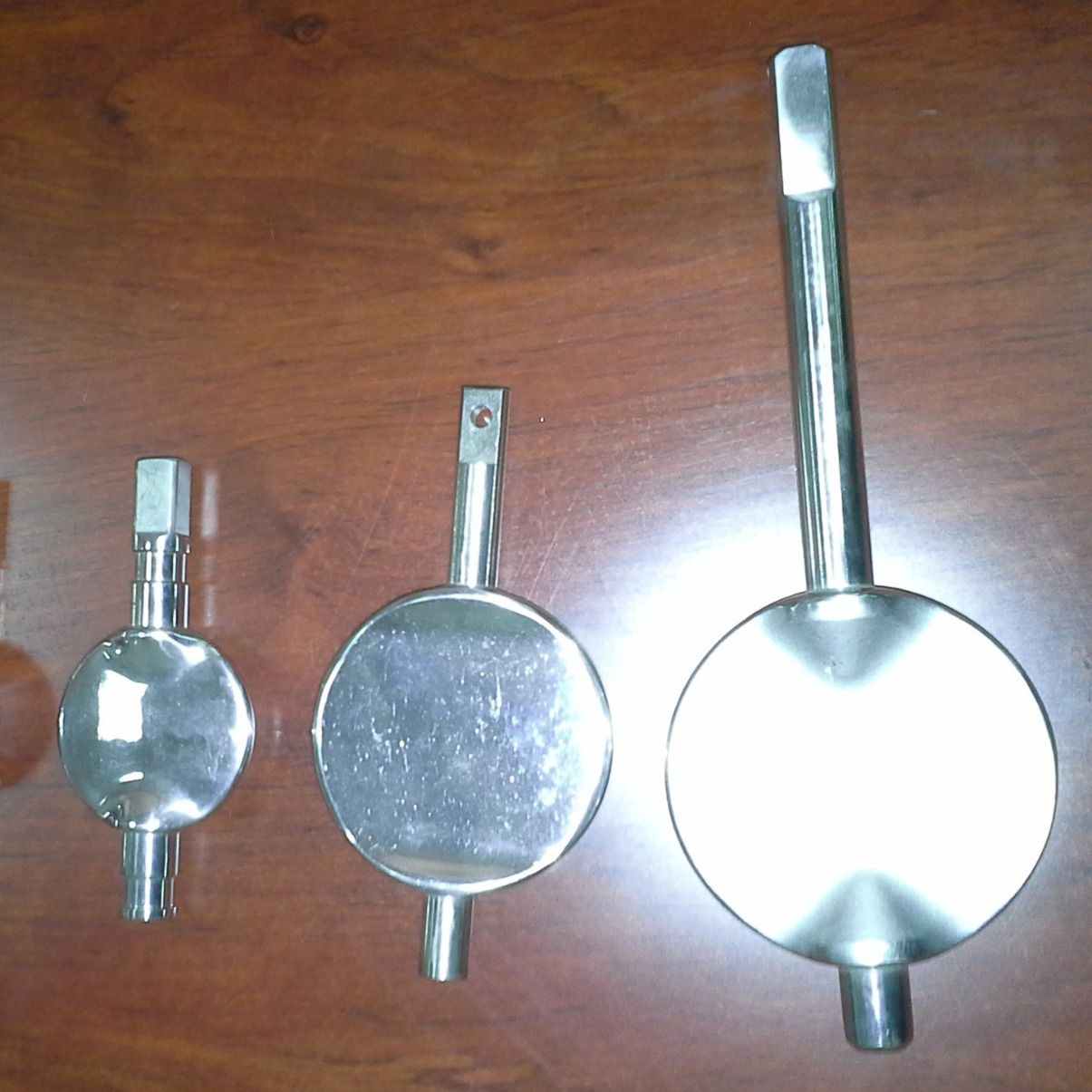 316不锈钢阀盖精铸件-广东不锈钢脱蜡精密铸造厂