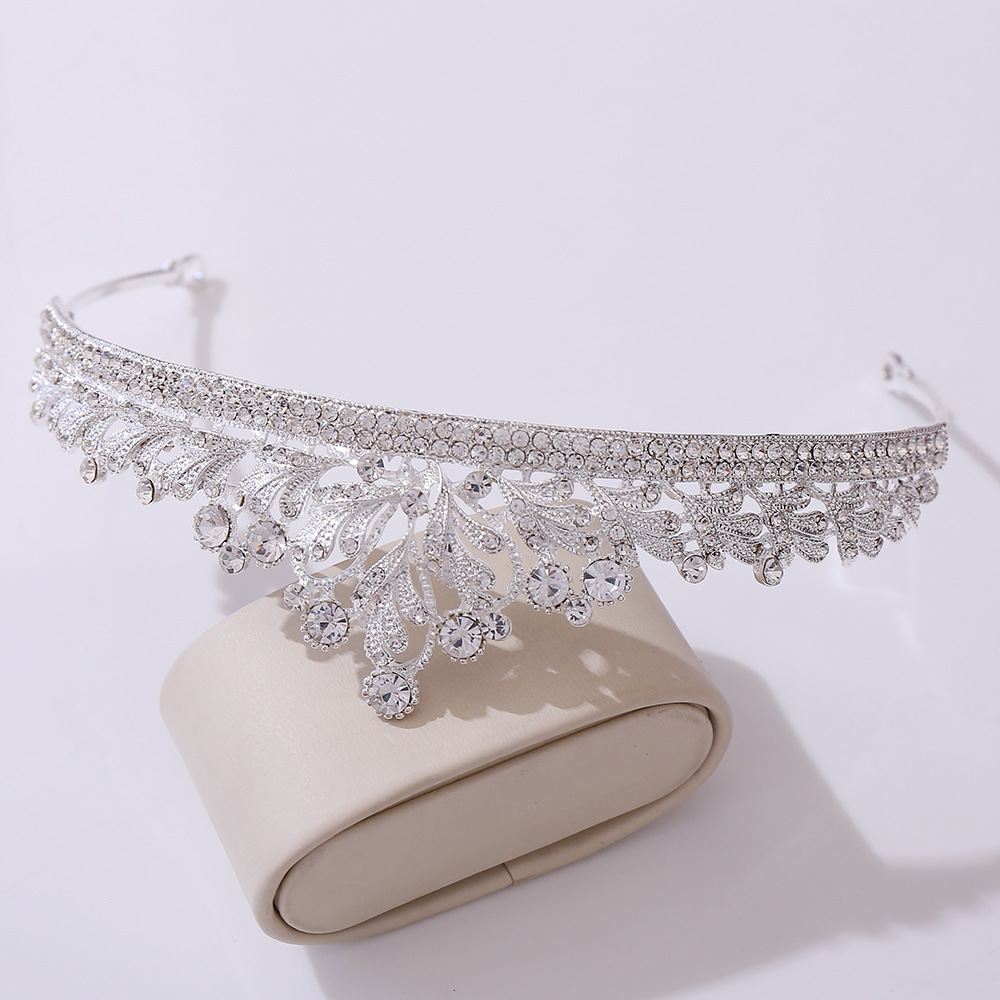 Sweet Shiny Crown Alloy Rhinestone Crown display picture 5