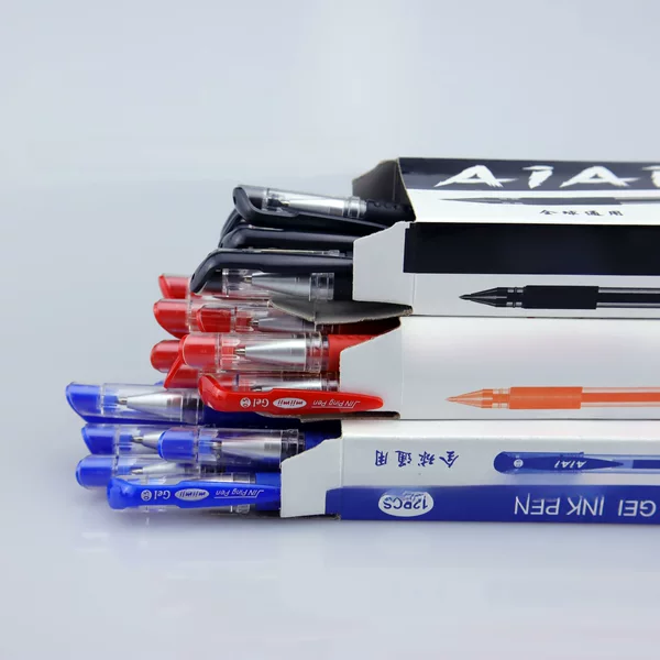 Wholesale gel pen carbon water pen 0.5mm European standard pen needle tube bullet office signature pen for examination