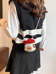 Knitted cute shoulder bag for men and women to go out, internet celebrity, western style