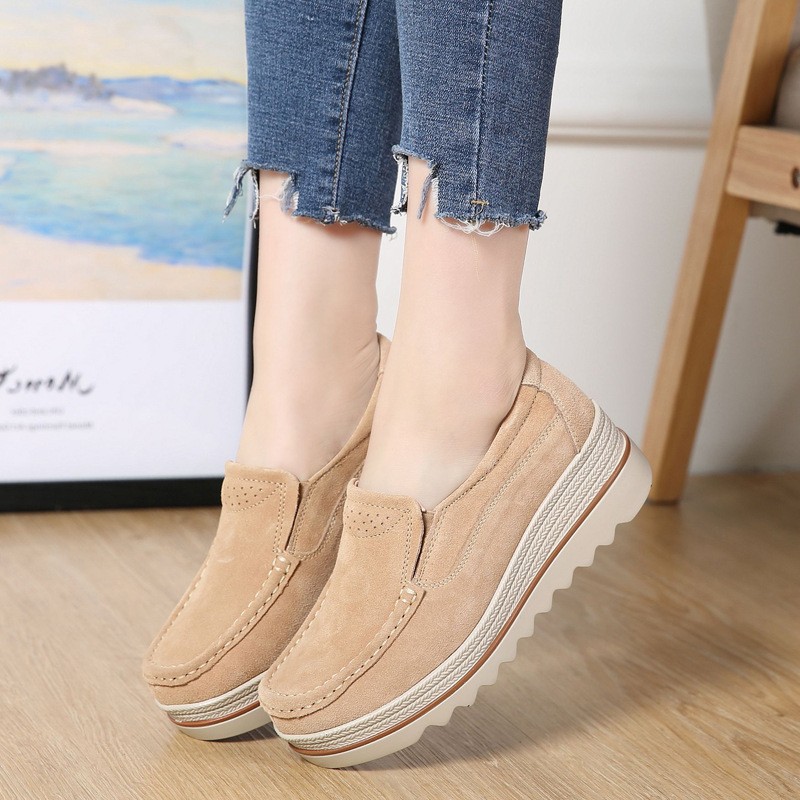 Zapatos de plataforma nuevos de primavera 2018 para mujer, zapatos sin cordones con suela gruesa, zapatos casuales de cuero suave para mamá, zapatos de talla grande
