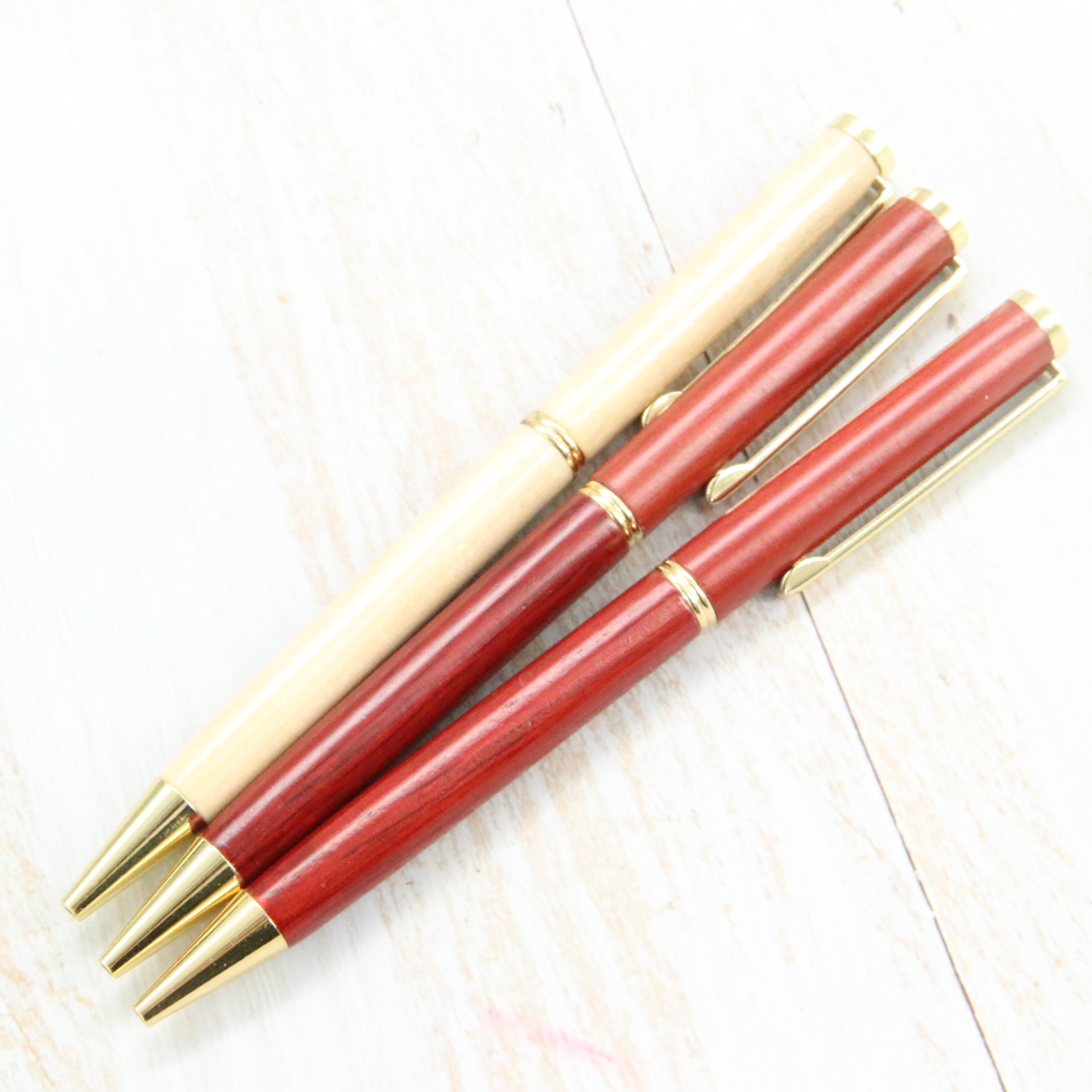 Lápiz de madera de bambú lápiz de madera accesorios metálicos lápiz giratorio lápiz de aceite logotipo láser papelería al por mayor