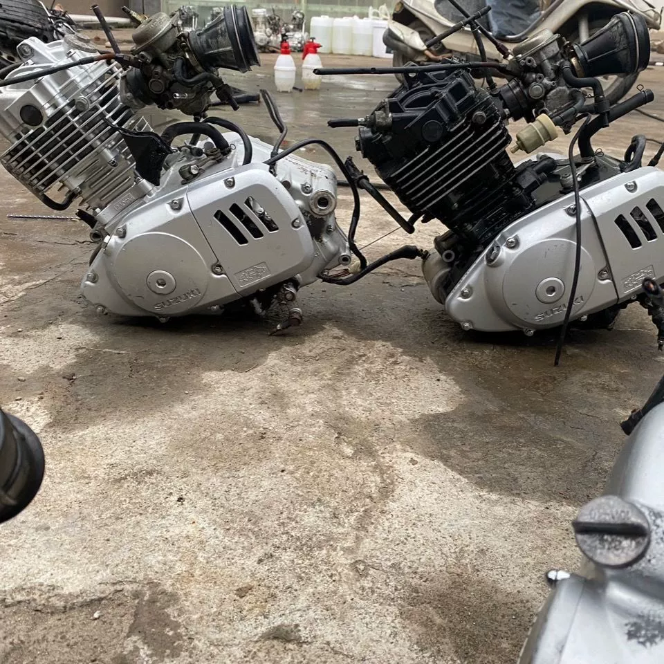 Оригинальный мотоциклетный двигатель Suzuki King 125CC Diamond Leopard Qingqi 150 Универсальный GN GS мотор