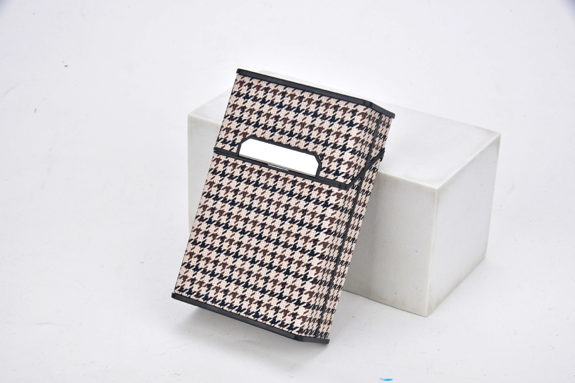 다오 새 베이지