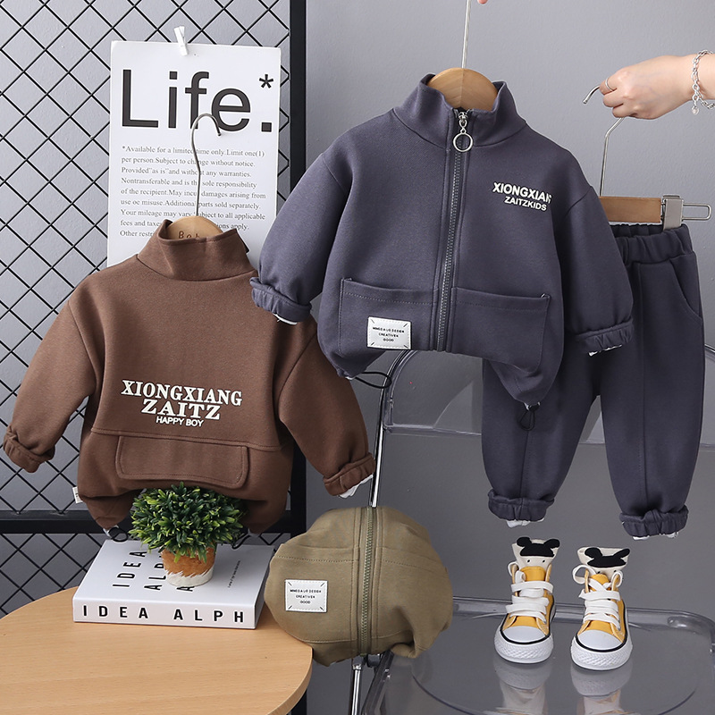 Traje de primavera y otoño para niños 2024 nuevo estilo chico guapo cárdigan con cuello alto Traje de dos piezas casual de otoño para chicos