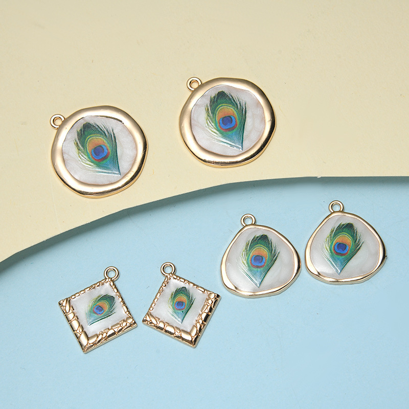 Best-Selling Handmade DIY Peacock Feather Jewelry Accessories Bracelet Necklace Pendant Keychain Charms Manufacturer Wholesale