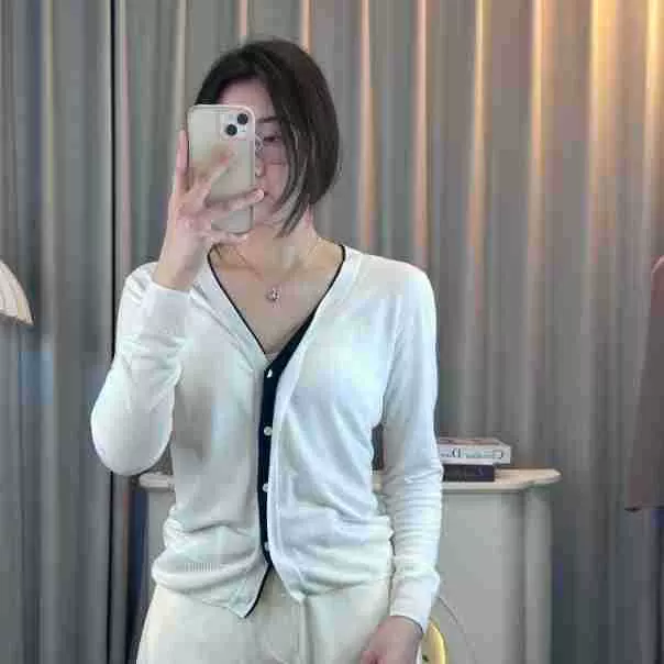 针织衫桑蚕丝简约通勤V领莱赛尔薄修身长袖防晒衣女修身显瘦