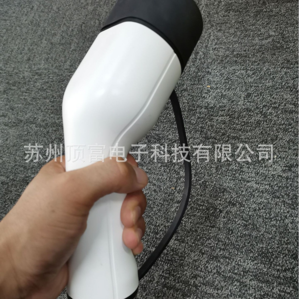 欧标充电枪 充电桩延长线母头新能源汽车欧标充电枪 充电母头