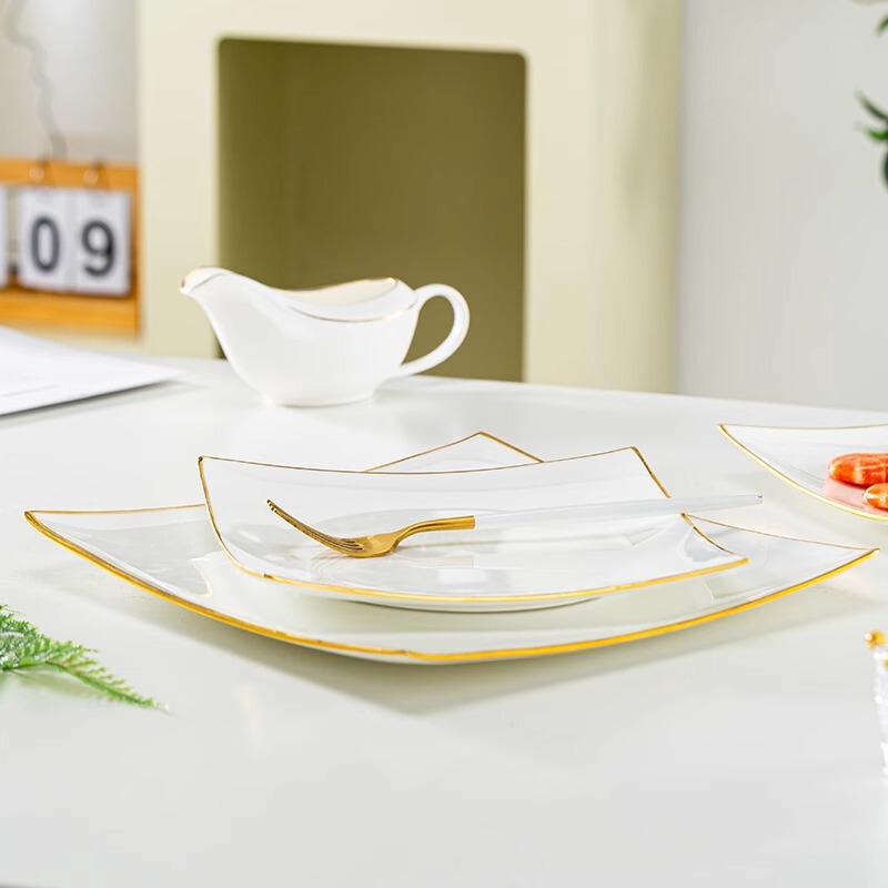高級レストランホテル食器景徳鎮ボーンチャイナプレートゴールドエッジステーキプレート西洋ディナープレート家庭用スクエアステーキプレート|undefined