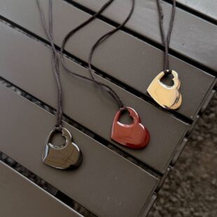 South Korea Ins Love Hollow Circle Pendant Necklace Women's Unique Personality Long Woolen Chain Niche Autumn and Winter Accessories