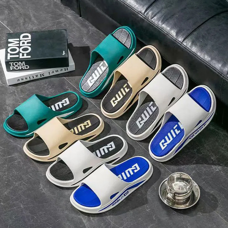 Nueva tendencia de playa interior multifuncional antideslizante antiolor para usar en el hogar zapatillas casuales de moda para hombres image 5