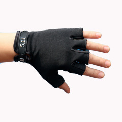 511 half-finger tactical gloves non-slip wear-resistant fitness military camouflage outdoor sports half-cut cycling gloves wholesale