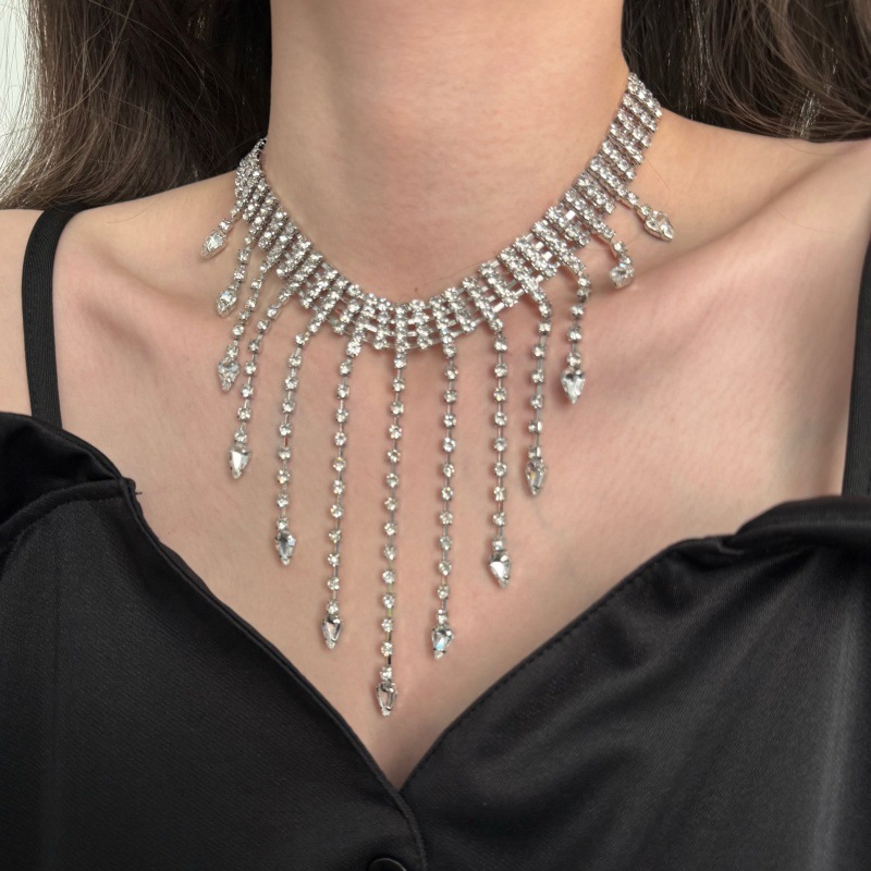 Water Drop Tassel Choker Necklace With Diamond Embellishments_voghion.com