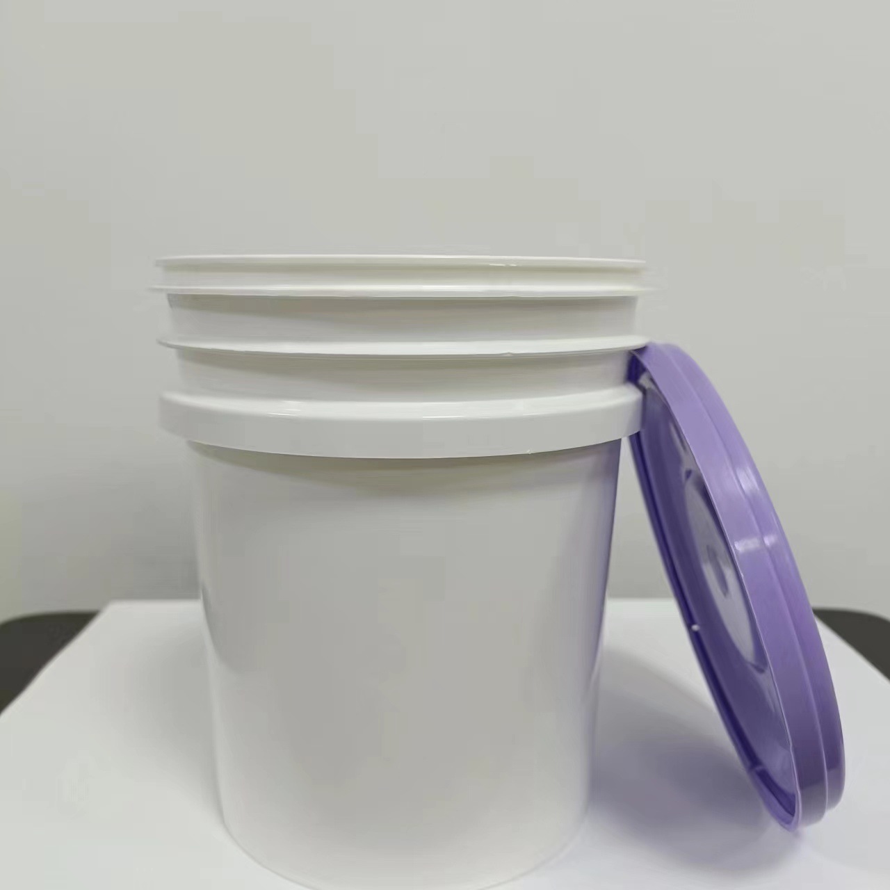 全新料白色密封涂料罐胶水罐润滑油1L罐