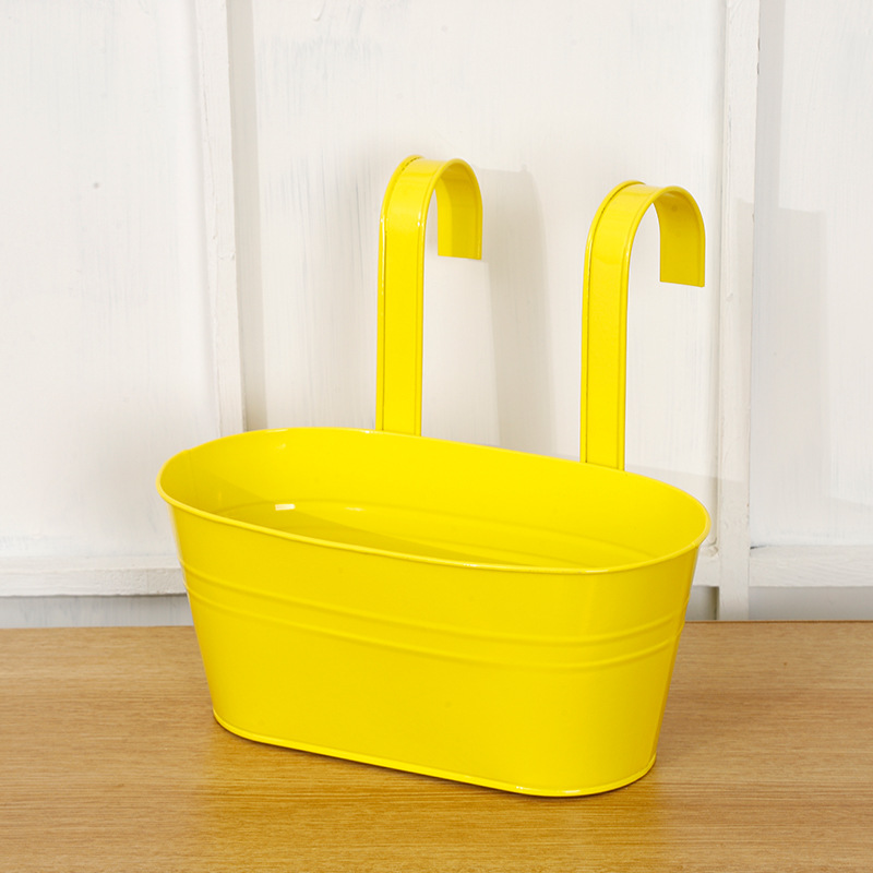 Selección estricta de hierro fundido colgando balcón barril de hierro colgando balcón colgando barril de metal