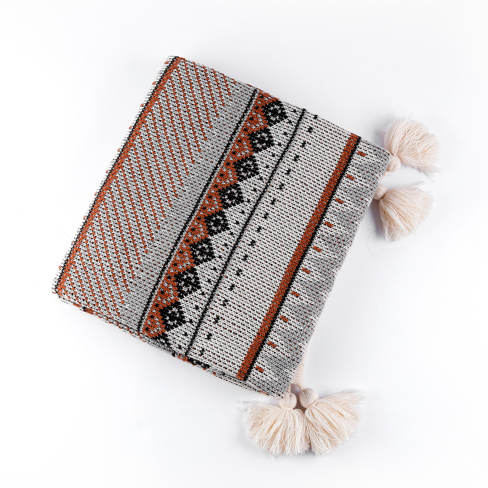 Unisex Bohemian windswept sand hair cover blanket nap blanket Ethnic wind travel fringe knitted shawl_voghion.com