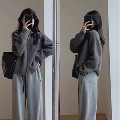 セーターの女性のレトロな港の味の新型のシックな韓国版の襟のファスナーのニットのカーディガンの怠惰な風のゆったりしている春のコート
