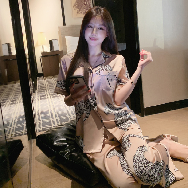Cross-Border European and American New Style Leopard Print Satin Fashion Women's Short-Sleeved Shorts Pajamas Set Two-Piece Home Wear Set Cross-Border European and American New Style Leopard Print Satin Fashion Women's Short-Sleeved Shorts Pajamas Set Two-Piece Home Wear Set