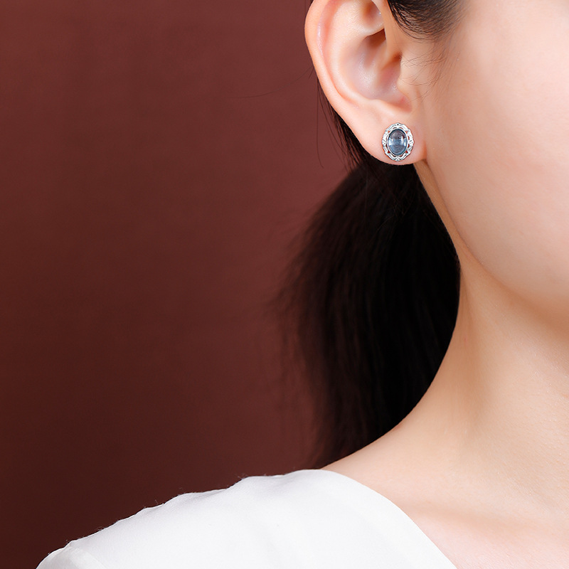 Bông tai nữ bạc S925 hình trứng họa tiết rỗng phong cách Pháp — Một cặp