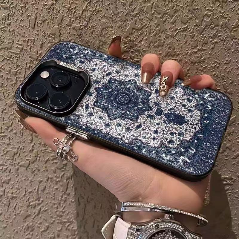 El nuevo patrón de tótem es adecuado para la carcasa del teléfono móvil iphone16 Apple 15promax/14 personalidad 13pro12 Europa y América