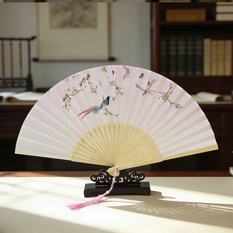Ventilador plegable chino antiguo ventilador de seda de mujer ventilador plegable de estilo chino ventilador de mujer Hanbok bambú clásico pequeño ventilador danza