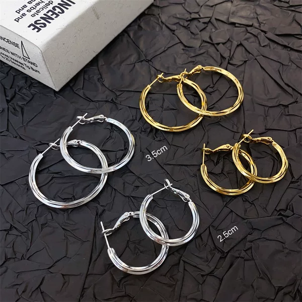 Copper Gold-Plated Minimalist Metal Hoop Earrings for Women, New Trendy High-End Fashion Versatile Earrings