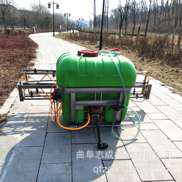 志成悬挂式打药机多喷杆式喷药机大容量12米喷幅打药机