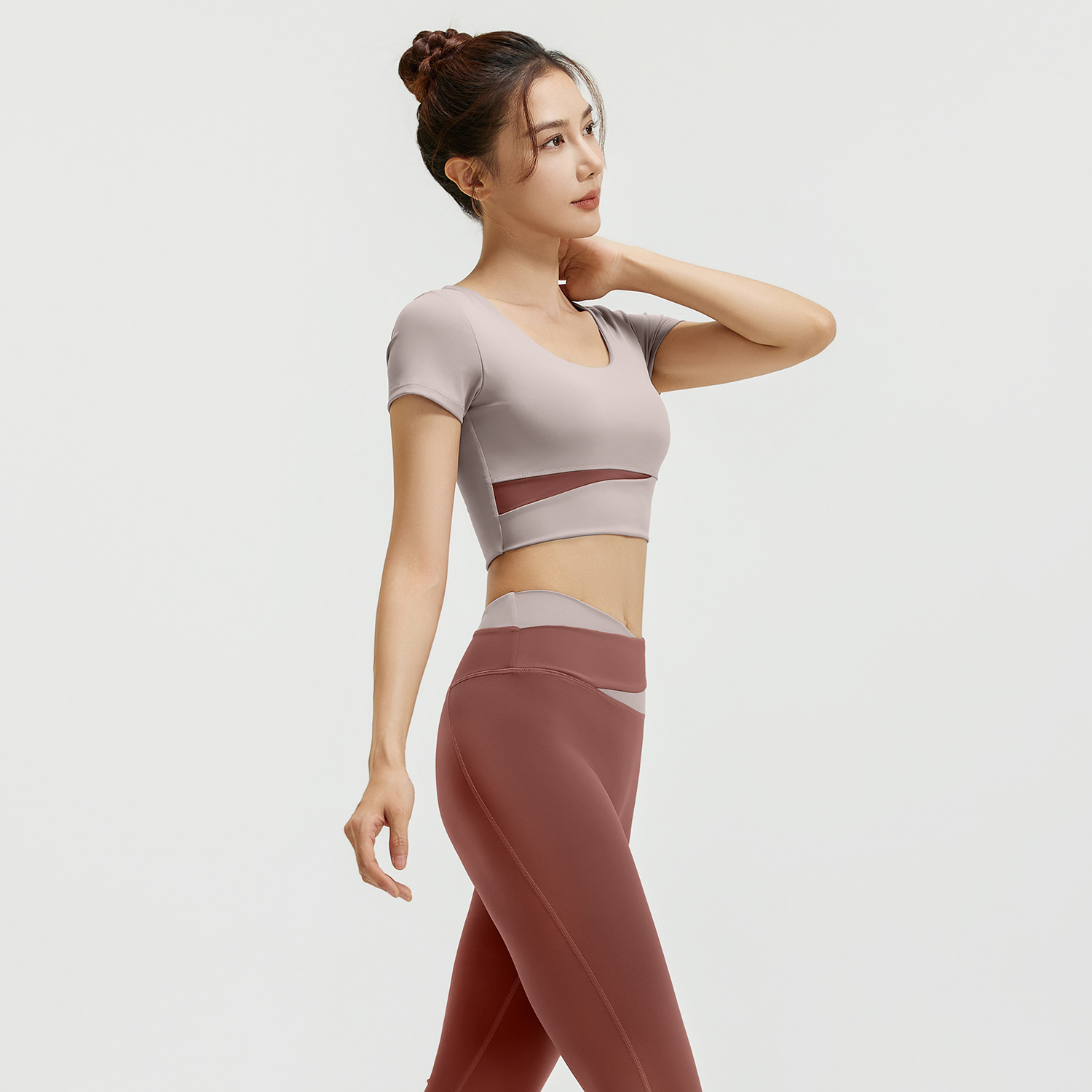 Juyitang costura ropa de entrenamiento traje ombligo traje de manga corta cintura alta cadera levantamiento correr deportes fitness traje