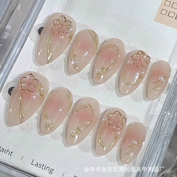 Minimalist Blush Gradient Spring and Summer Wearable Nails with Three-Dimensional Cherry Blossom Nail Pieces, Detachable Fake Nail Patches, Almond-Shaped Manicure