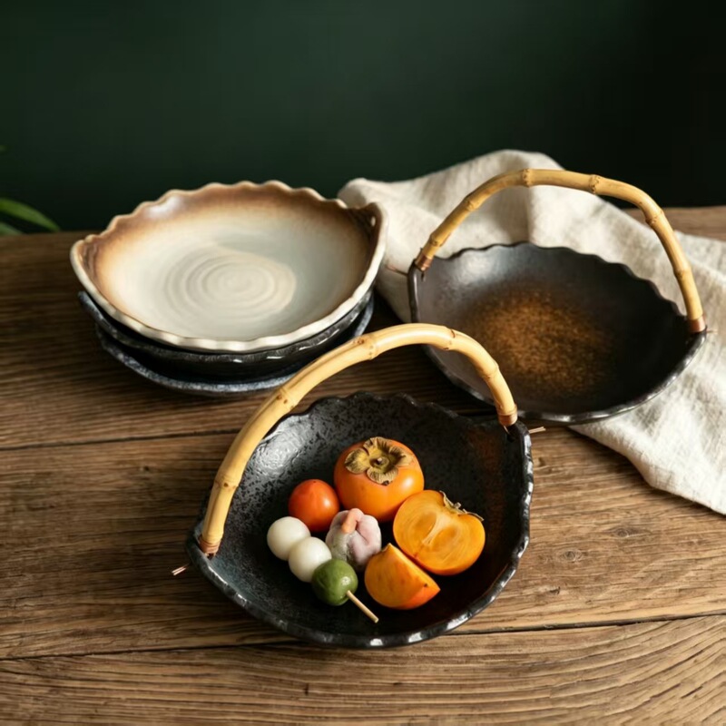 Japanese-Style Irregular Artistic Nostalgic Ceramic Basket Plate for Sashimi, Retro Fruit Plate, Dinner Plate Japanese-Style Irregular Artistic Nostalgic Ceramic Basket Plate for Sashimi, Retro Fruit Plate, Dinner Plate
