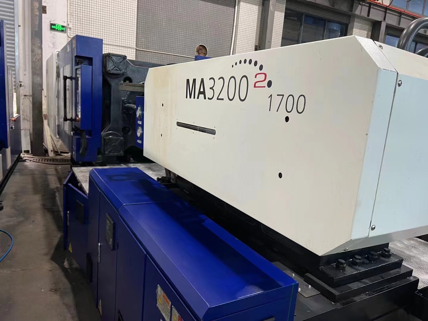 转让二手海天二代320吨伺服注塑机